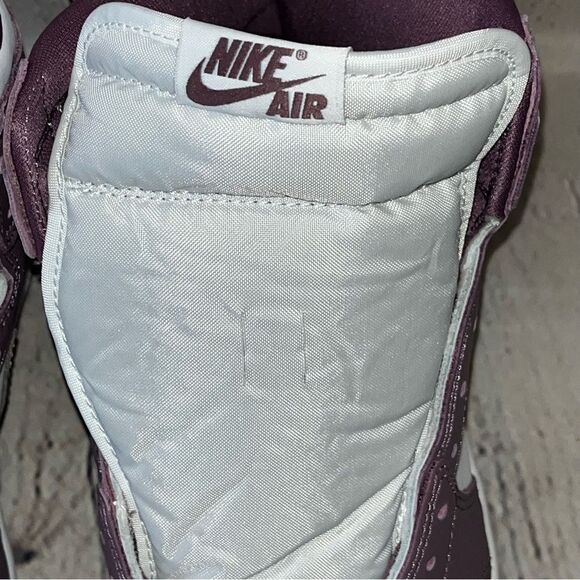 NWT Nike Air Jordan 1 Retro High OG Sneakers Size 10.5 - Picture 12 of 14